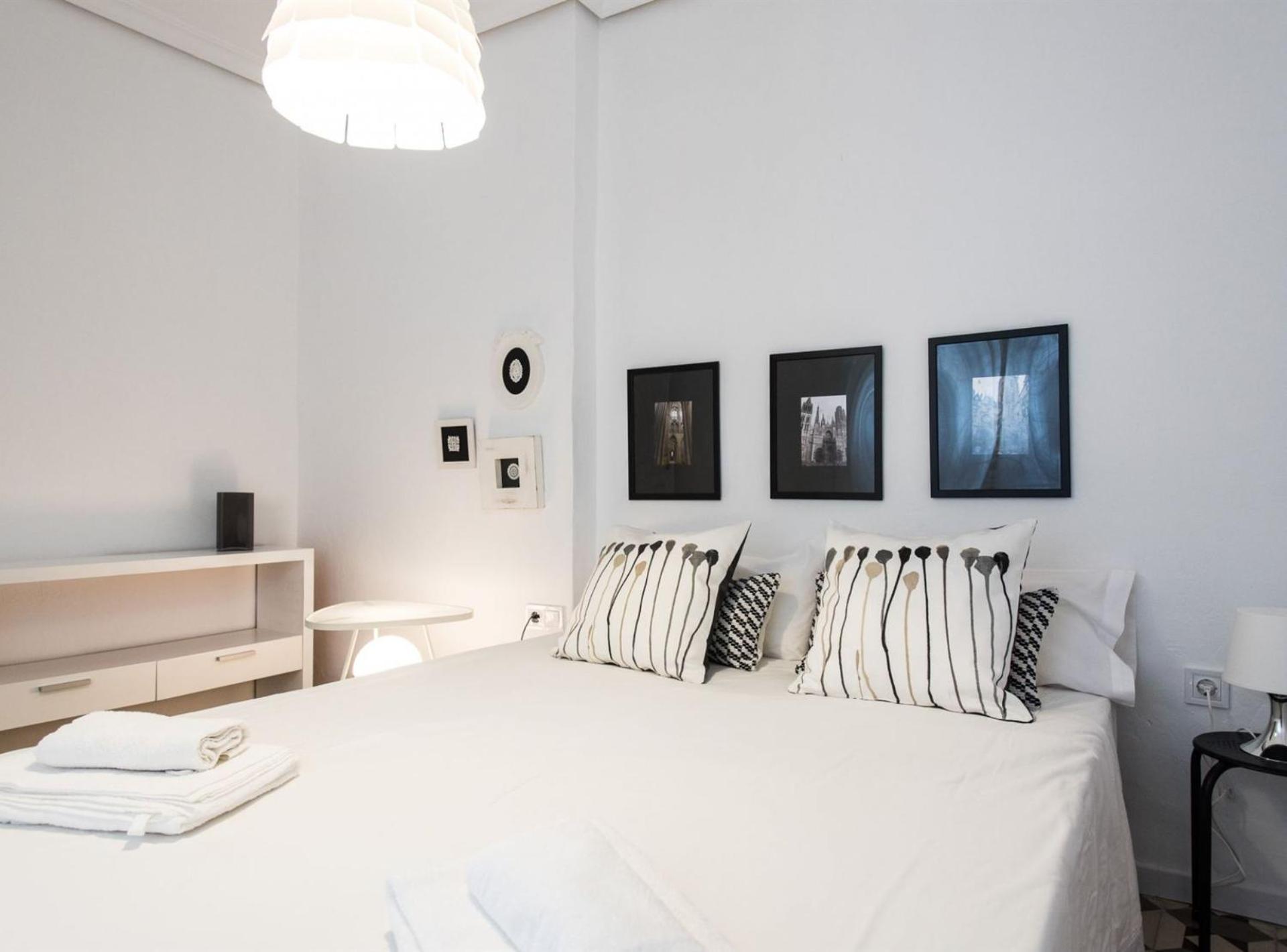 Alhondiga Suite Apartment With Terrace Seville Exterior photo